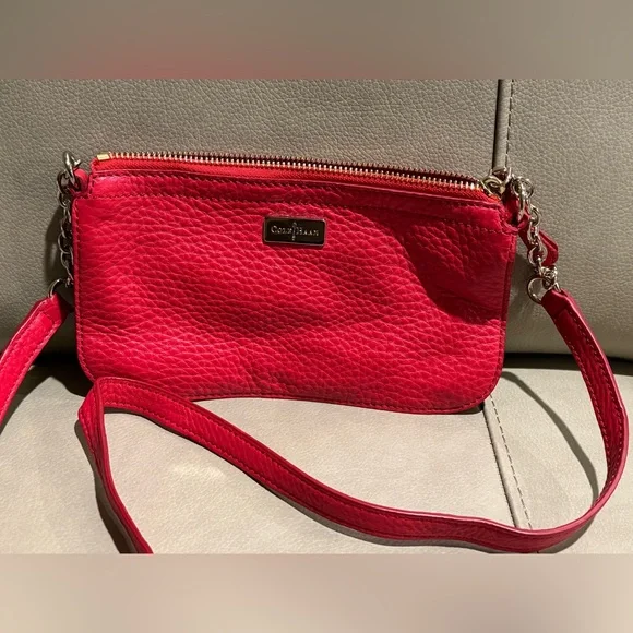 Cole Haan Red Pebbled Leather Crossbody Bag (8”x 5”) zip top closure - Picture 5 of 16